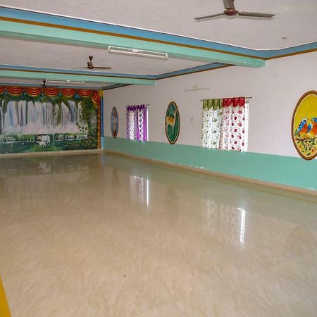 Mahathi Resort And Spa Yelagiri Exteriör bild